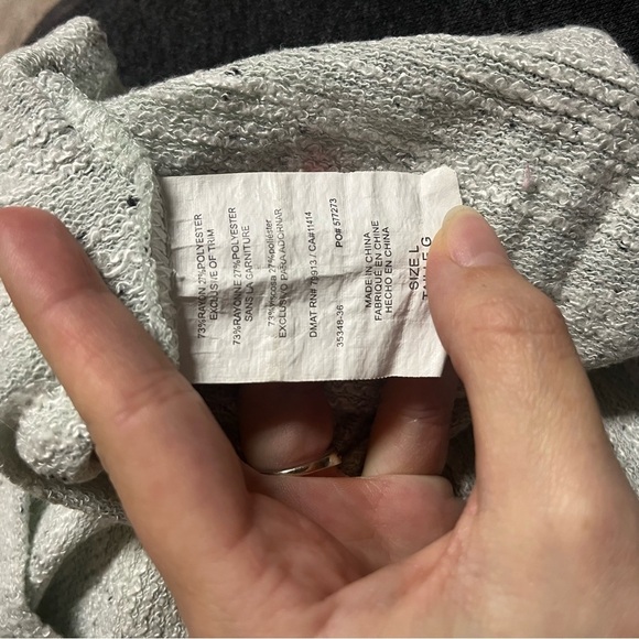 Large Maternity shirt by Motherhood - Picture 5 of 5